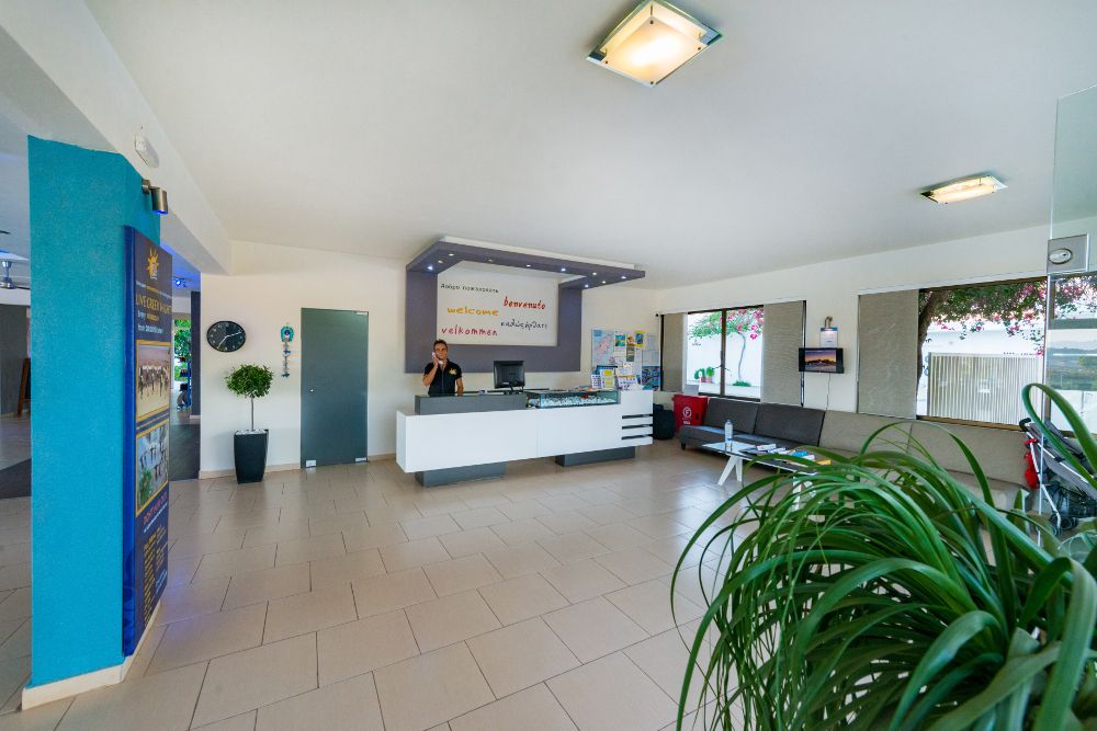 Zoes Hotel - Studios фото 12