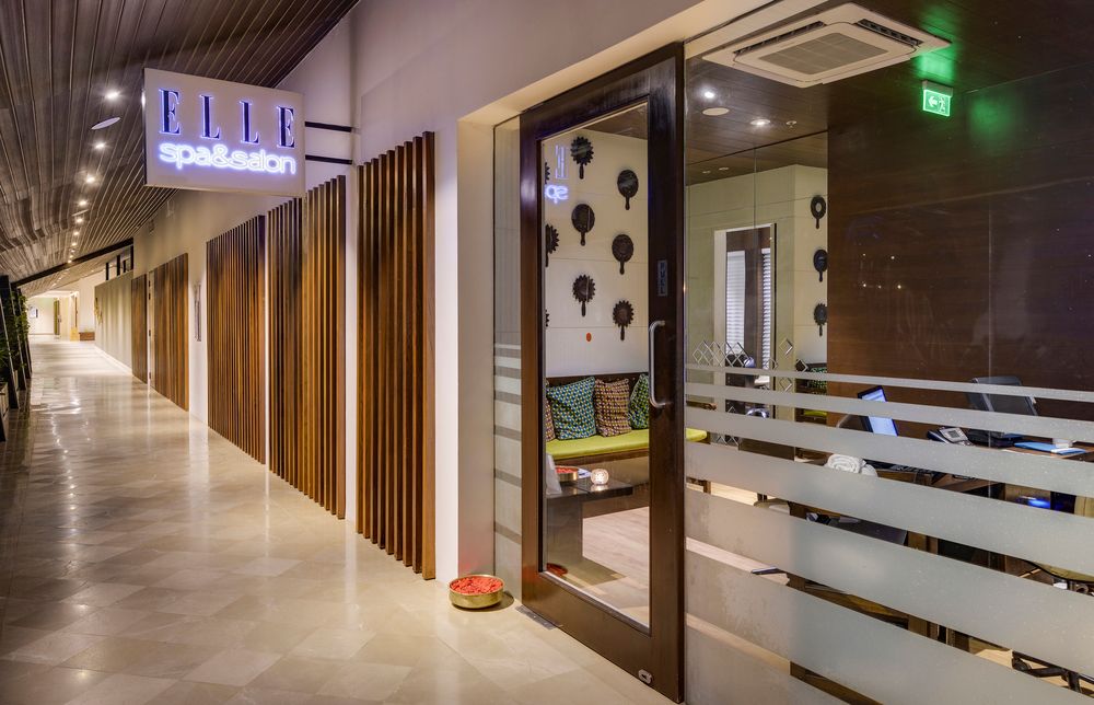 Novotel Goa Shrem Hotel фото 42