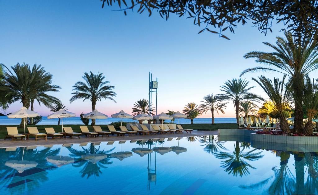 Constantinou Bros Athena Royal Beach Hotel фото 52