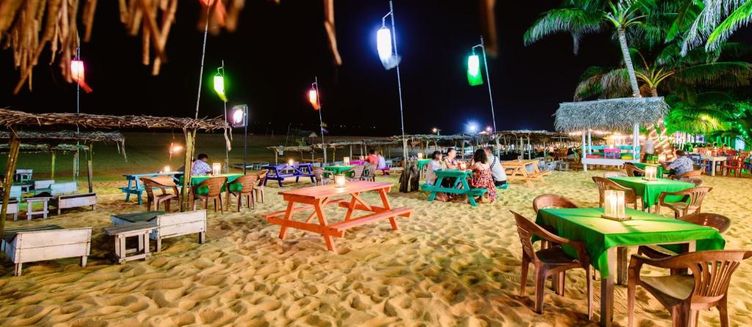 Фото отеля International Beach Hotel & Restaurant