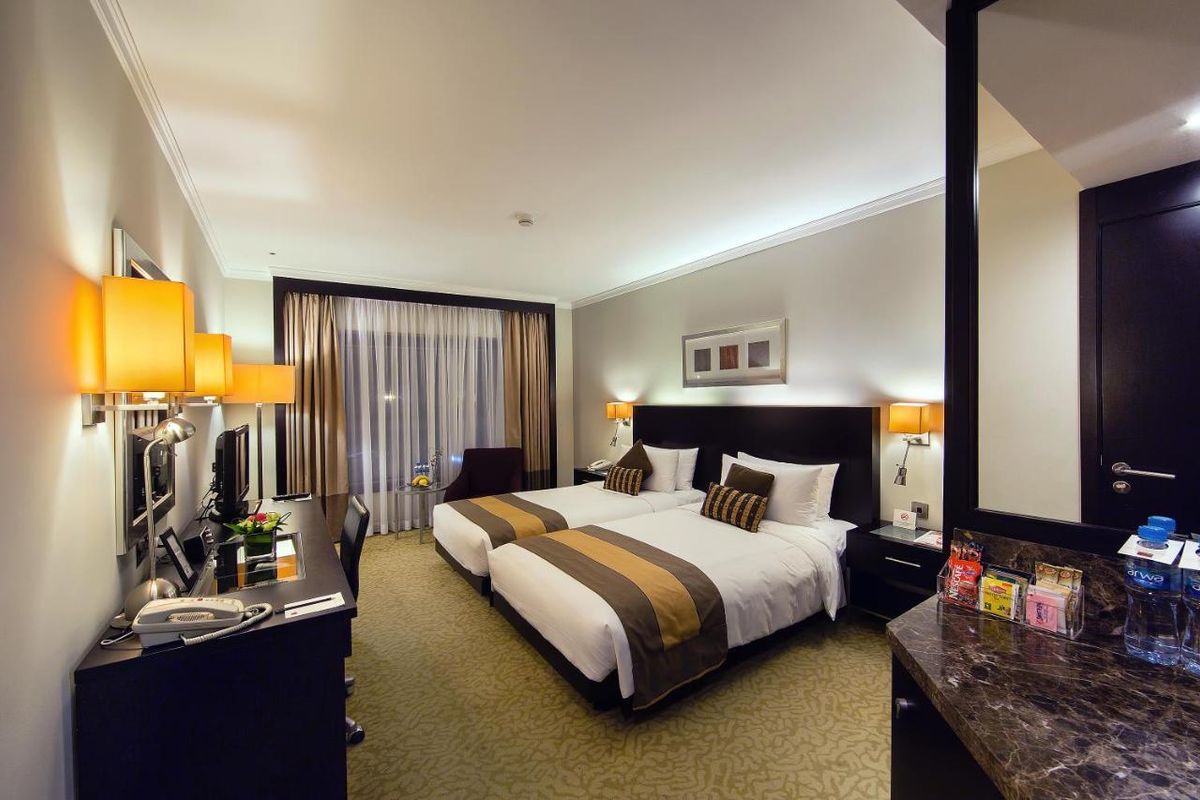 Ramada Plaza by Wyndham Dubai Deira фото 3