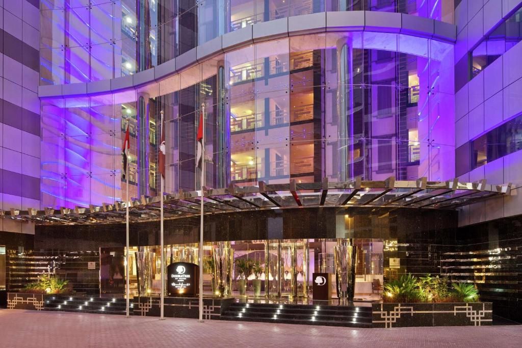 DoubleTree by Hilton Hotel and Residences Dubai Al Barsha фото 41
