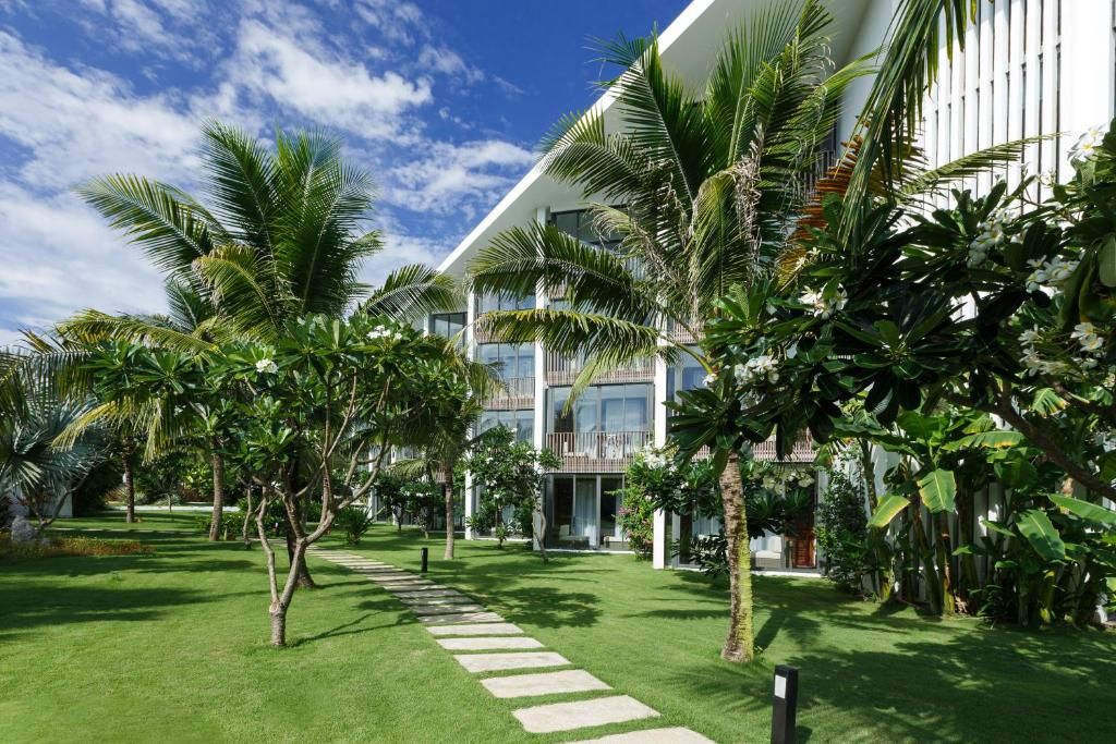 Sunrise Premium Resort Hoi An фото 41
