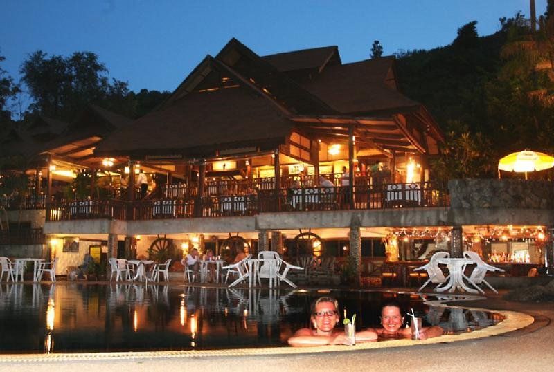 Coral Cliff Beach Resort Samui фото 41