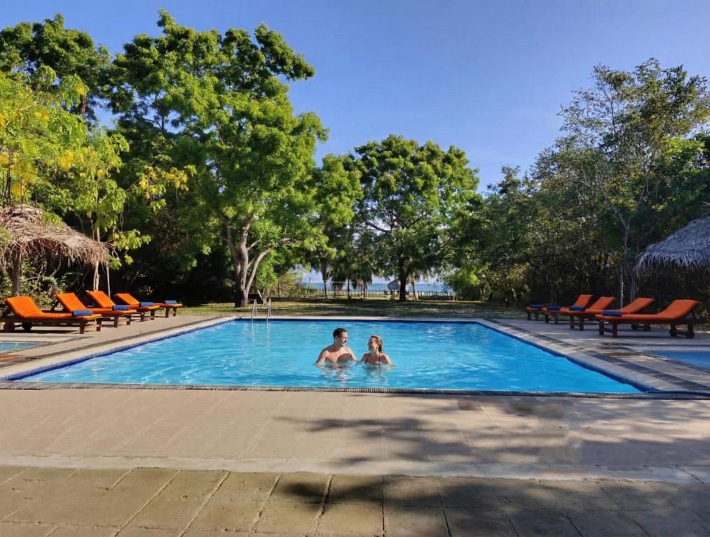Giman Free Beach Resort фото 33