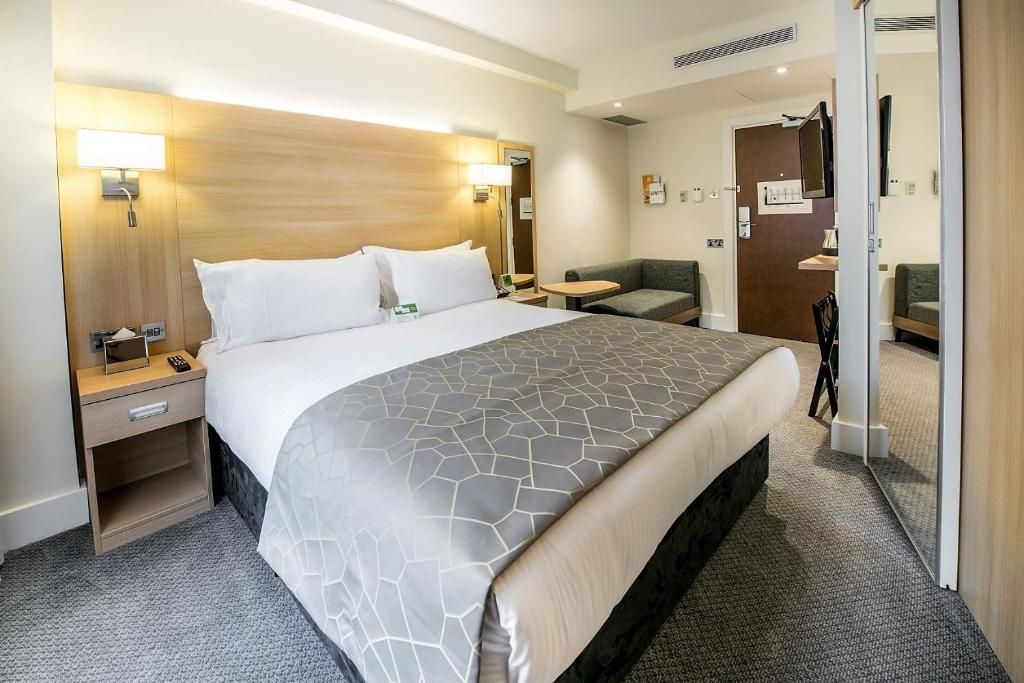 Holiday Inn London - Kensington High Street фото 18