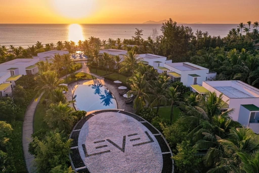 Melia Danang Beach Resort фото 72