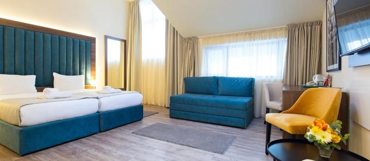 Фото отеля Marquise Hotel Garni