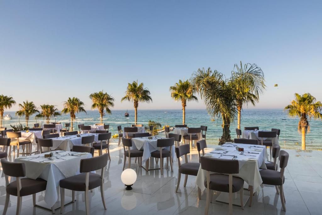Constantinos The Great Beach Hotel фото 86