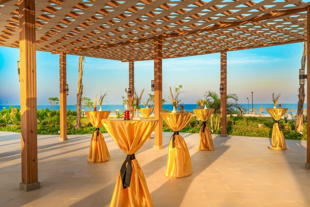 The Three Corners Happy Life Beach Resort фото 91