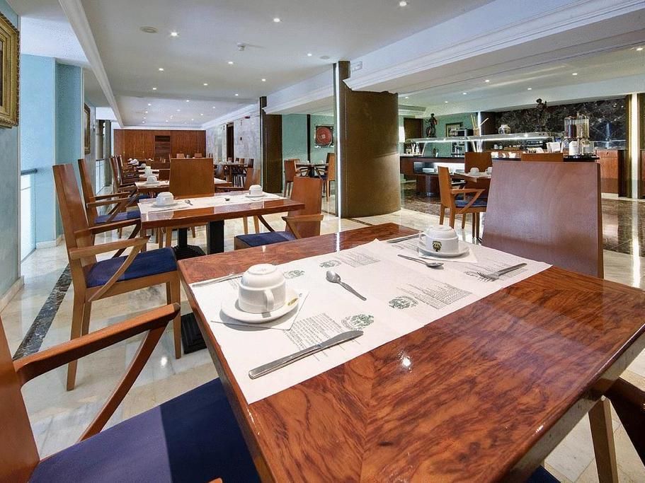 Gran Hotel Barcino фото 4