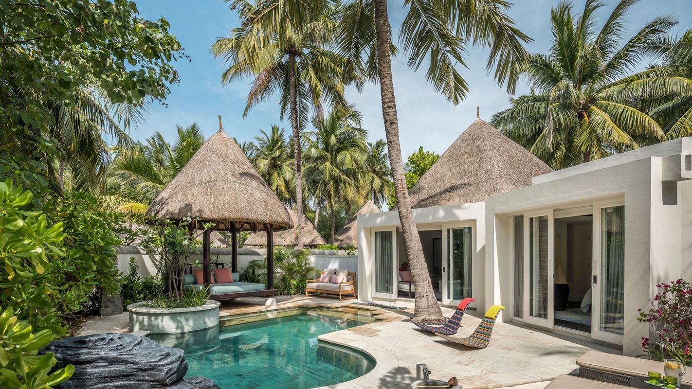 Four Seasons Resort Maldives at Kuda Huraa фото 30