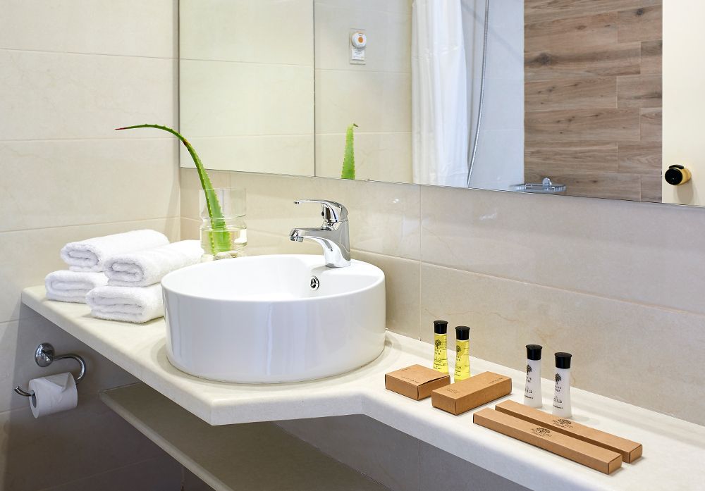Malia Bay Beach Hotel & Bungalows фото 3