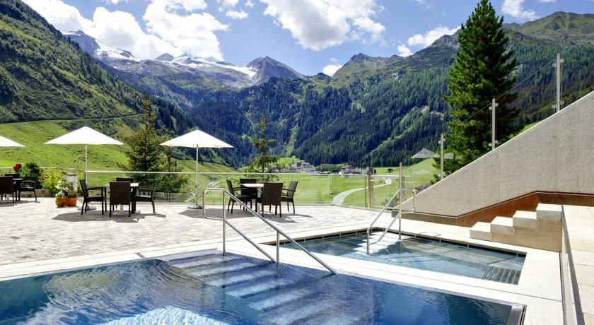 Hotel Berghof Crystal Spa & Sports фото 42