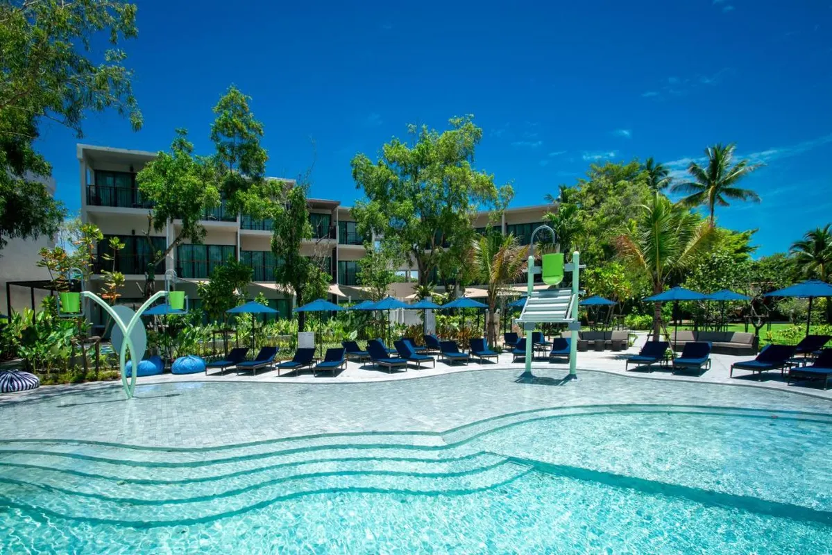 Le Meridien Phuket Mai Khao Beach Resort фото 6