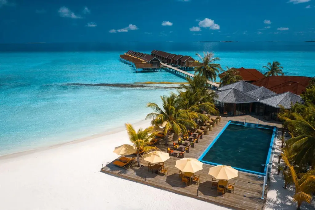 Dhigufaru Island Resort фото 0