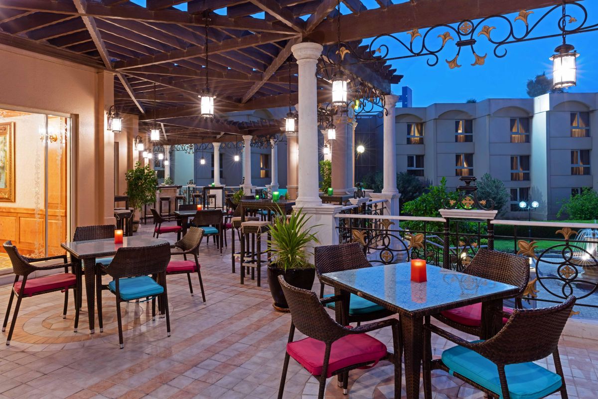 Crowne Plaza Bahrain фото 12