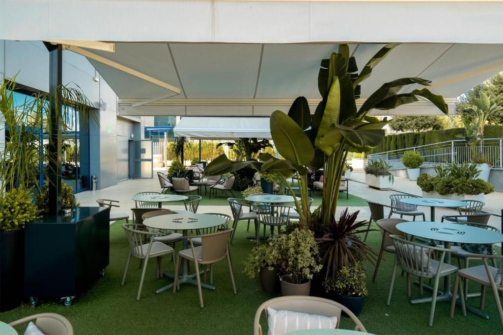 Hilton Garden Inn Sevilla фото 41