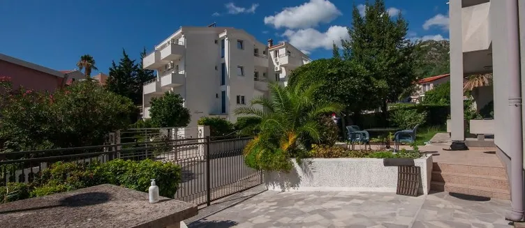 Фото отеля Apartments Vila Mare