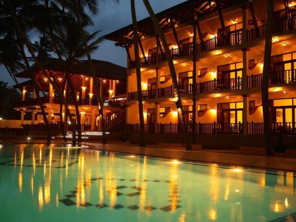 Whispering Palms Hotels фото 11