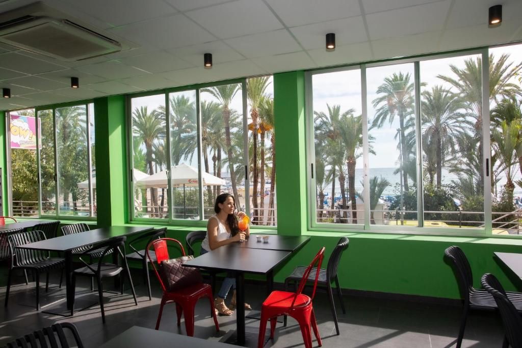 Casual Pop Art Benidorm фото 16