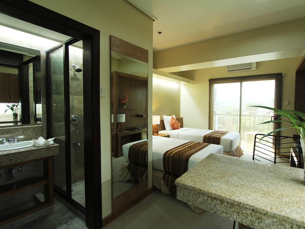 City Suites Ramos Tower фото 4