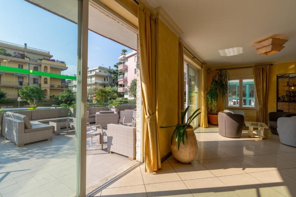 Garden Hotel Alassio фото 4