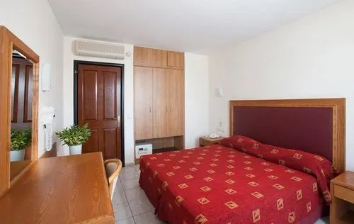 Фото отеля Continental Apartments
