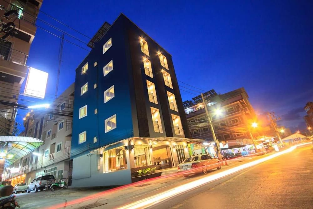 Hotel The Journey Patong New фото 22