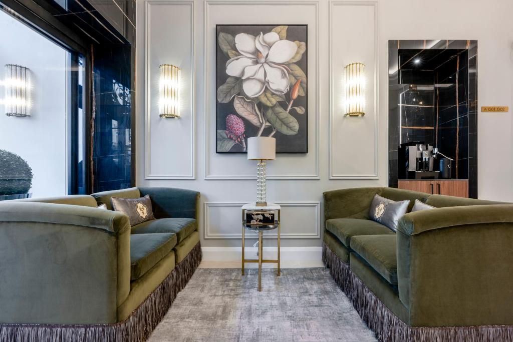 The Castleton Hotel фото 2