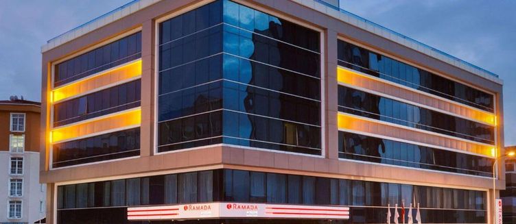Фото отеля Ramada Encore by Wyndham Istanbul Kartal