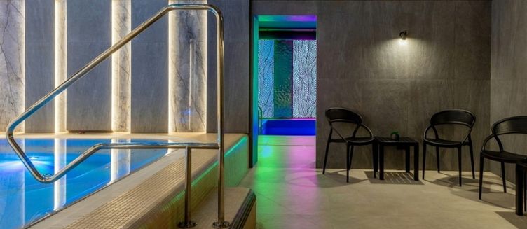 Фото отеля Berry Hotel & SPA