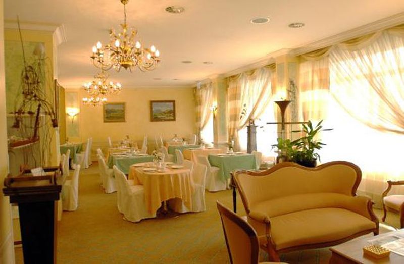 Hotel Les Nations фото 37