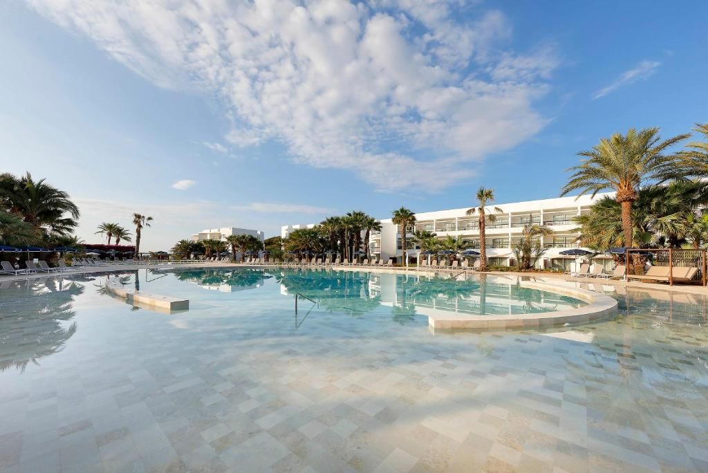 Grand Palladium Palace Ibiza Resort & Spa- All Inclusive фото 2