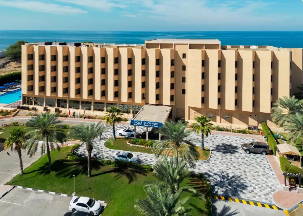 BM Beach Hotel фото 56