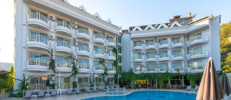 Фото отеля Grand Hotel Faros