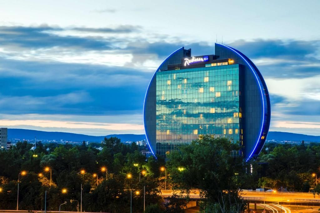 Radisson Blu Hotel фото 38