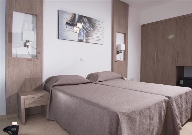 New Famagusta Hotel фото 14