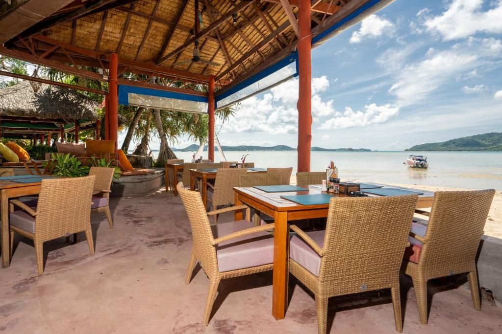Friendship Beach Resort фото 100