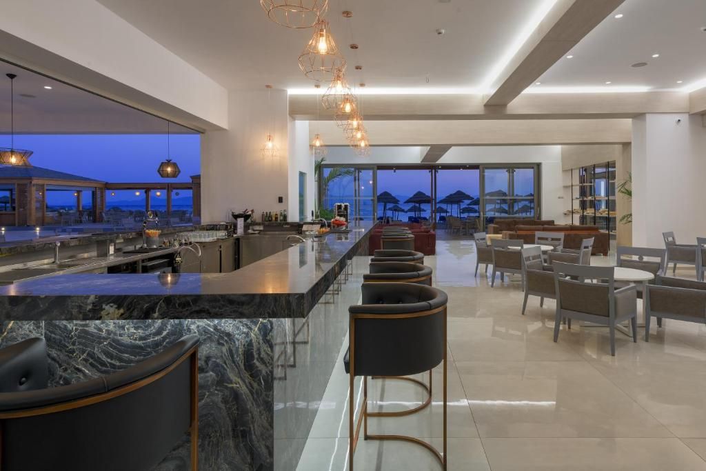 Avra Beach Resort Hotel & Bungalows фото 36