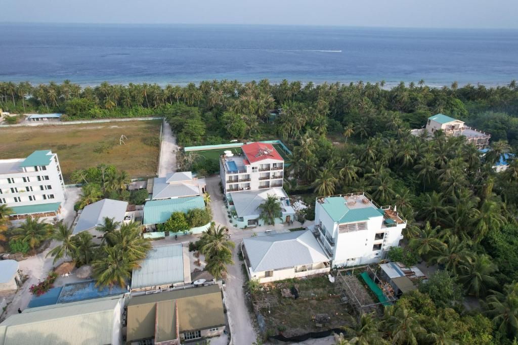 Grand Beach Dhigurah фото 9