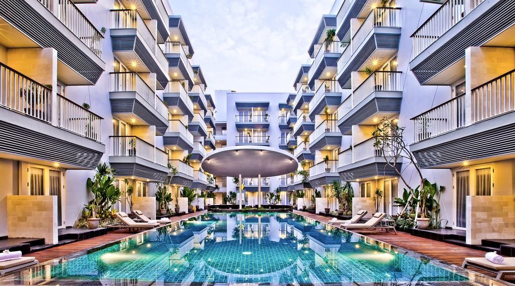 Eden Hotel Kuta фото 0