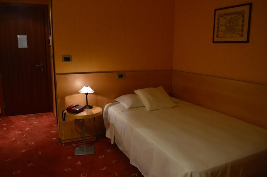 Hotel Alexandra фото 6
