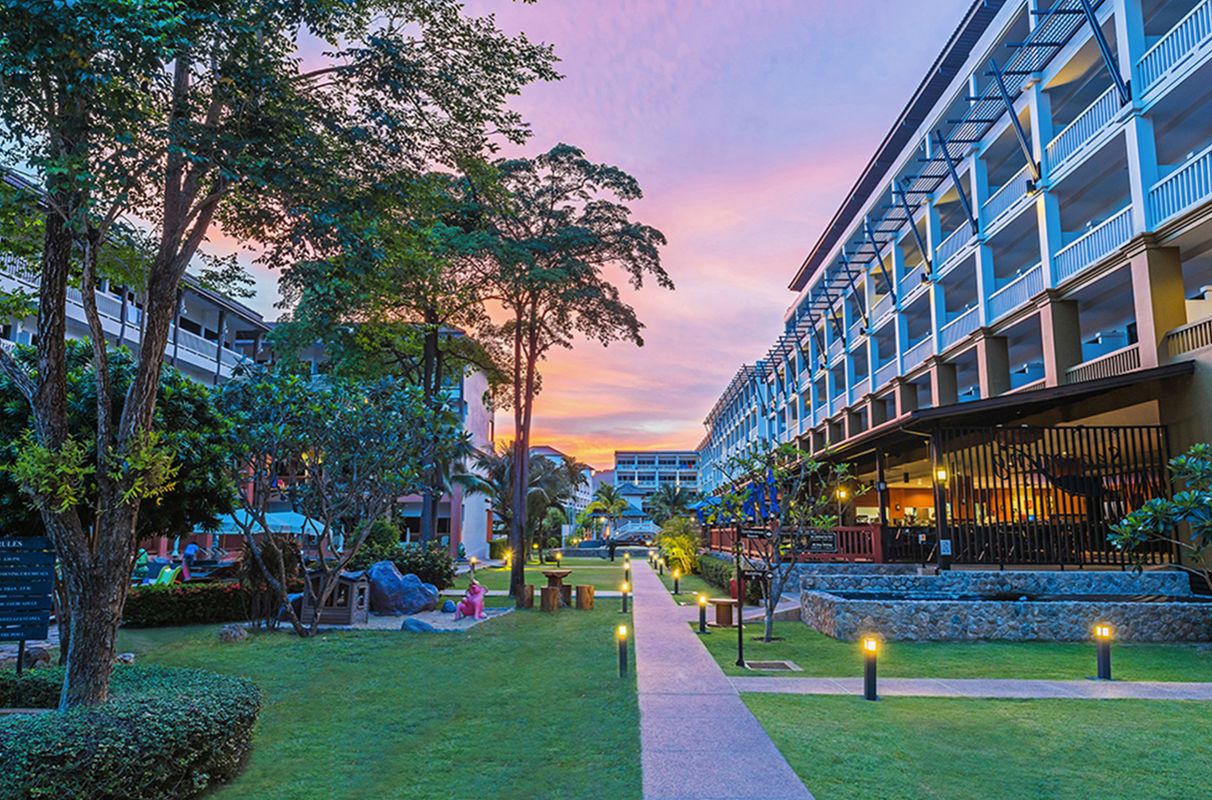 Kata Sea Breeze Resort фото 76
