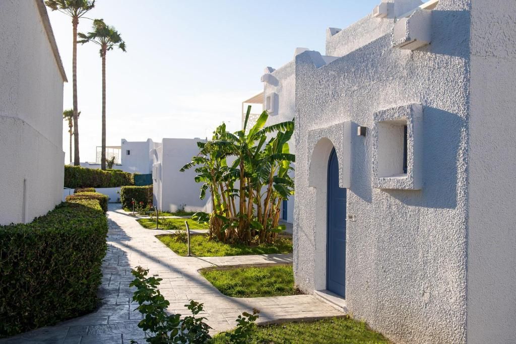 The Aeolos Beach Hotel фото 38