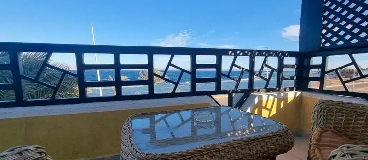 Фото отеля Bedouin Moon Hotel
