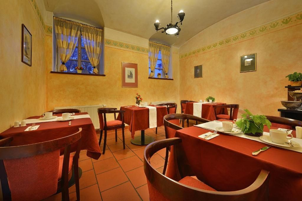 EA Hotel Jeleni Dvur Prague Castle фото 19