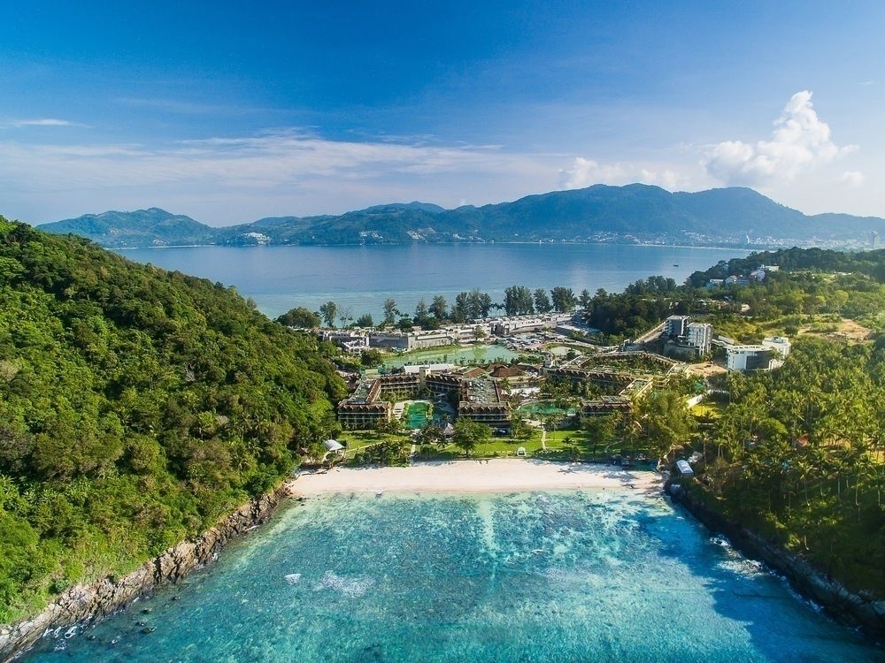 Phuket Marriott Resort & Spa Merlin Beach фото 27