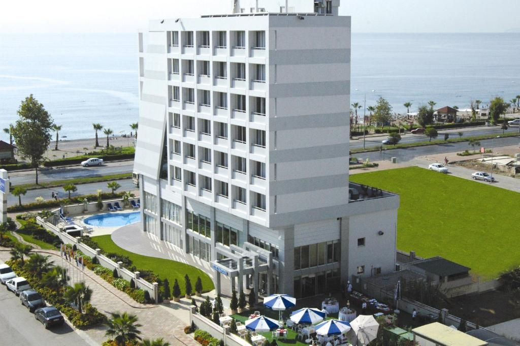 Blue Garden Hotel фото 2
