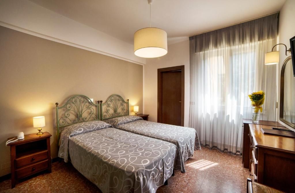 Hotel Bisesti фото 5